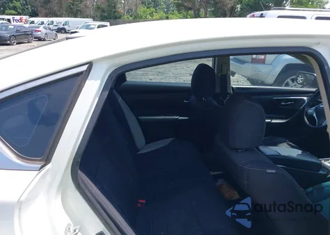 2016 Nissan Altima 2.5 S z USA, uszkodzony, nr VIN 1N4AL3APXGC222536